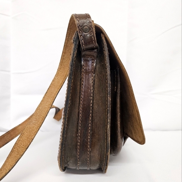 AZ Hand Tooled Leather Saddle Bag Crossbody Handbag In Walnut Brown - Picture 4 of 16